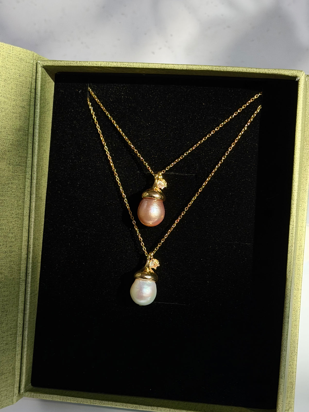 Acorn & Dewdrop Necklace | Luxury Baroque Pearl & Gold Jewelry