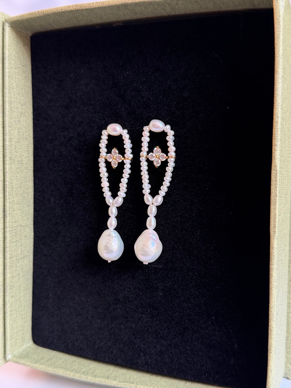 Odette Lucky Clover Pearl Earrings
