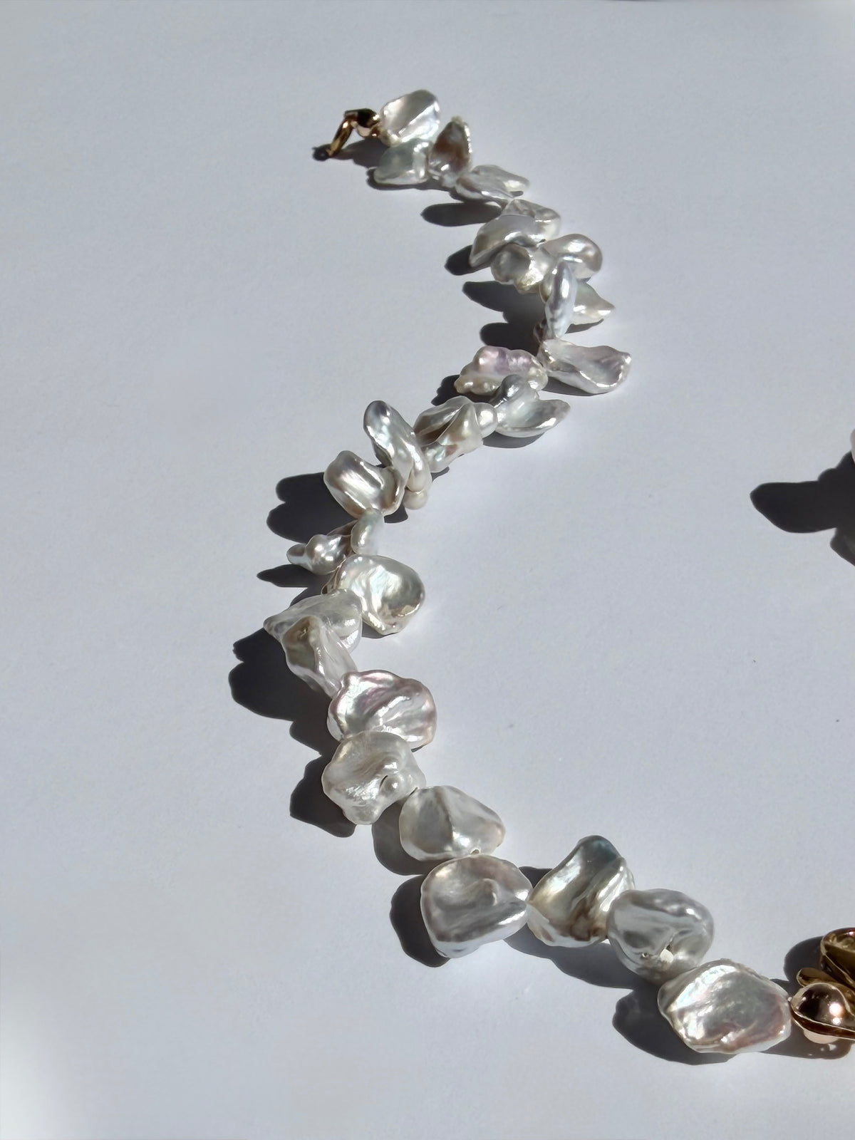 Blue Blood Petal Baroque Pearl Bracelet | Custom Length