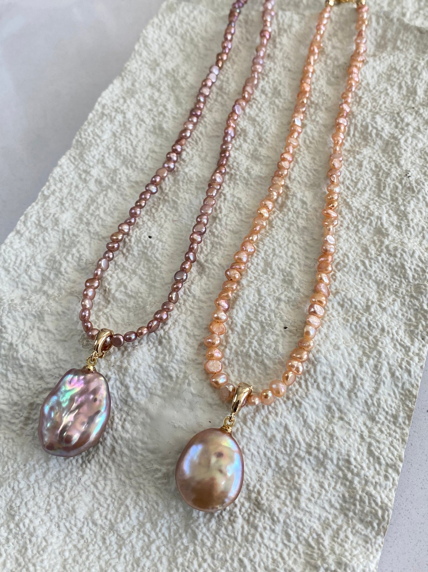 Spring exclusives Handmade Minimalist tiny colorful petal pearl dainty chocker necklace with removal pendant gift for her  anniversary gift
