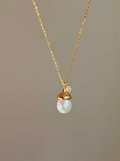Acorn & Dewdrop Necklace | Luxury Baroque Pearl & Gold Jewelry