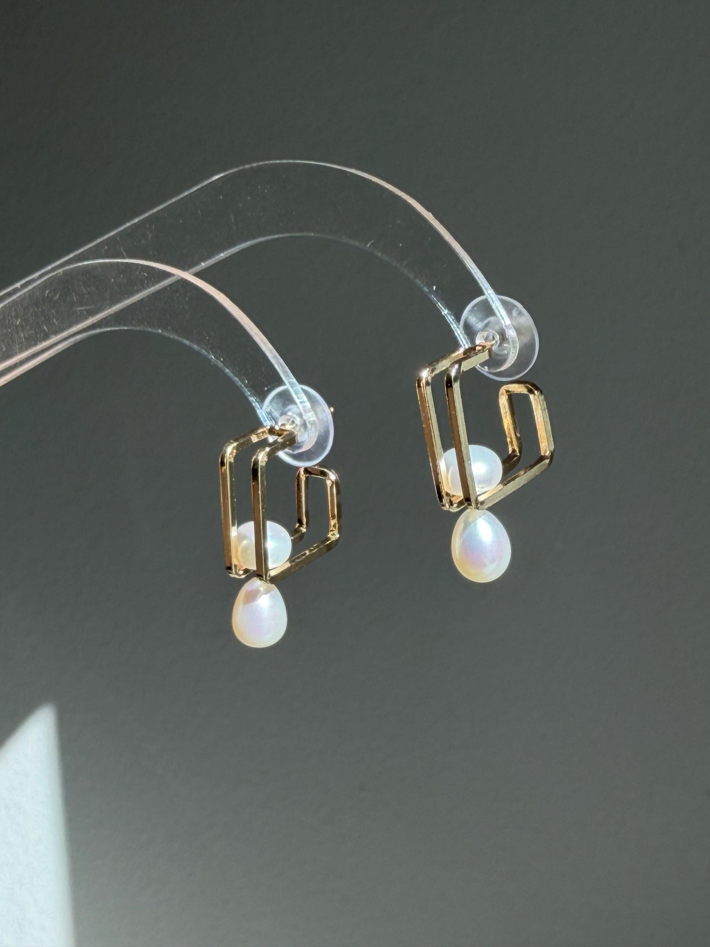 ORBITA Moving Freshwater Pearl Earrings in 14K Gold Filled