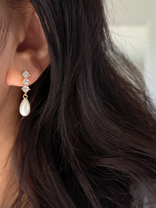 SERAPHINE Dainty Pearl Drop Earrings