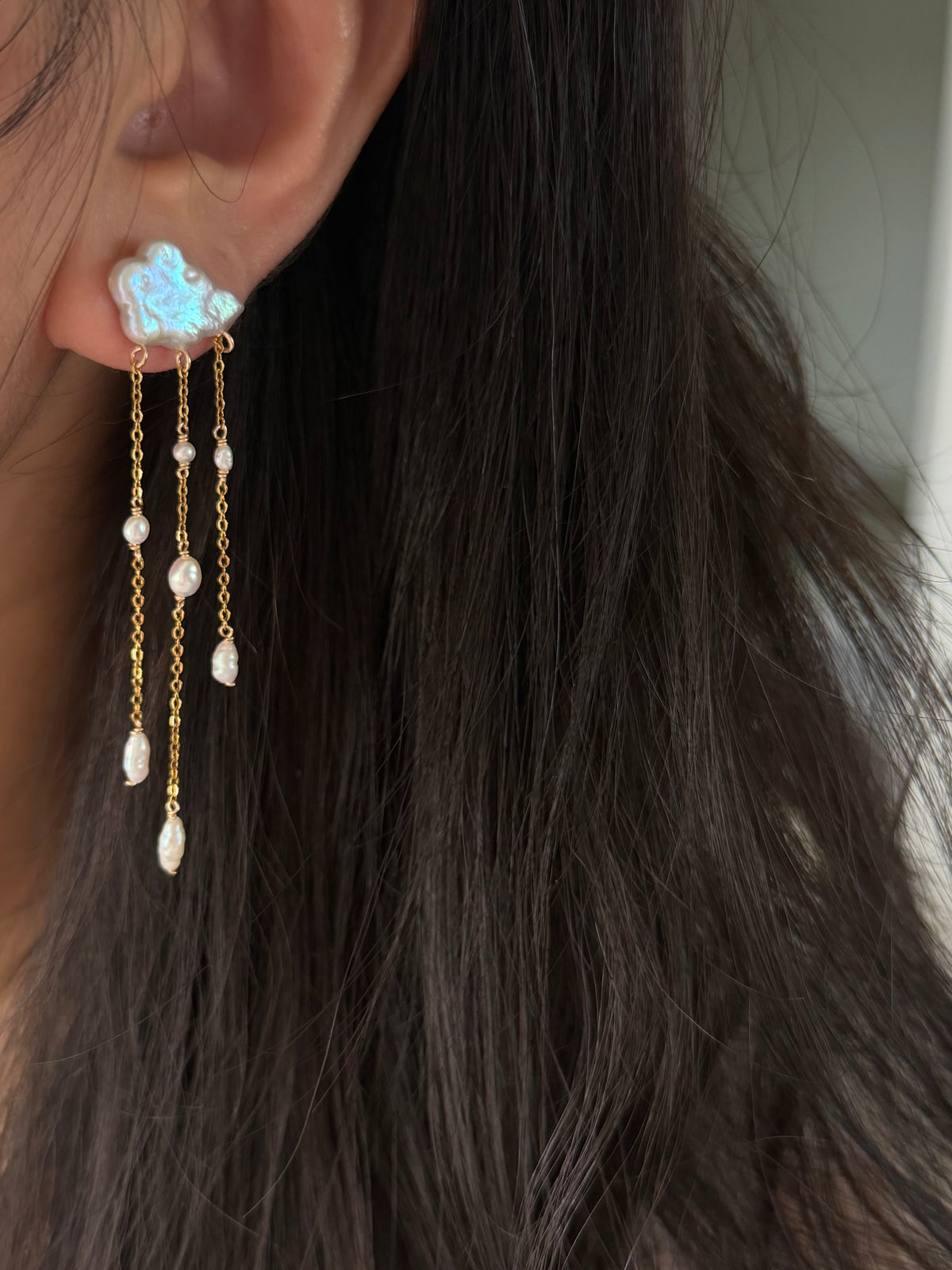 Lola Cloud & Raindrop baroque pearl dangle earring