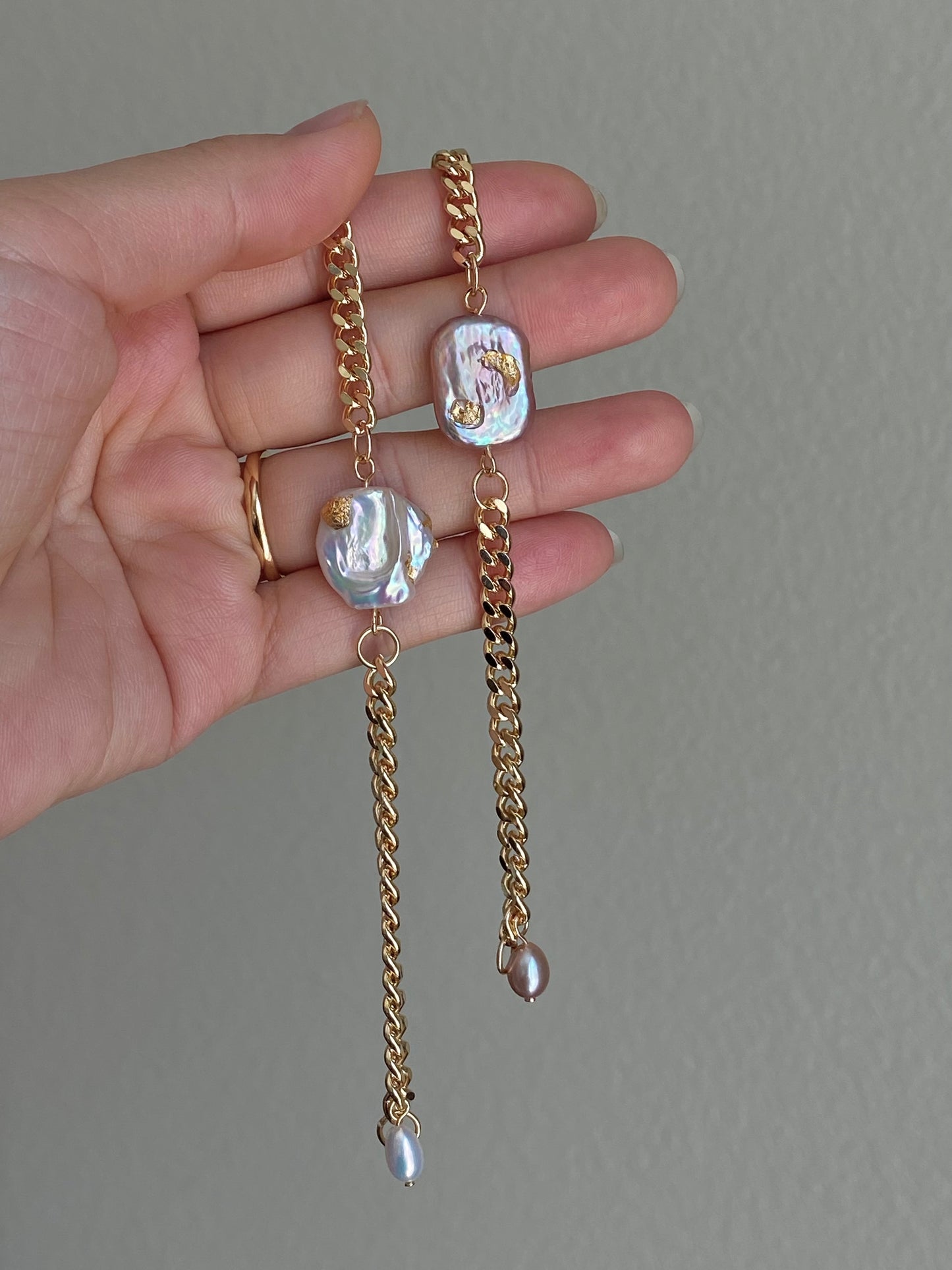 Baroque Pearl Bracelet | Chunky Gold Chain