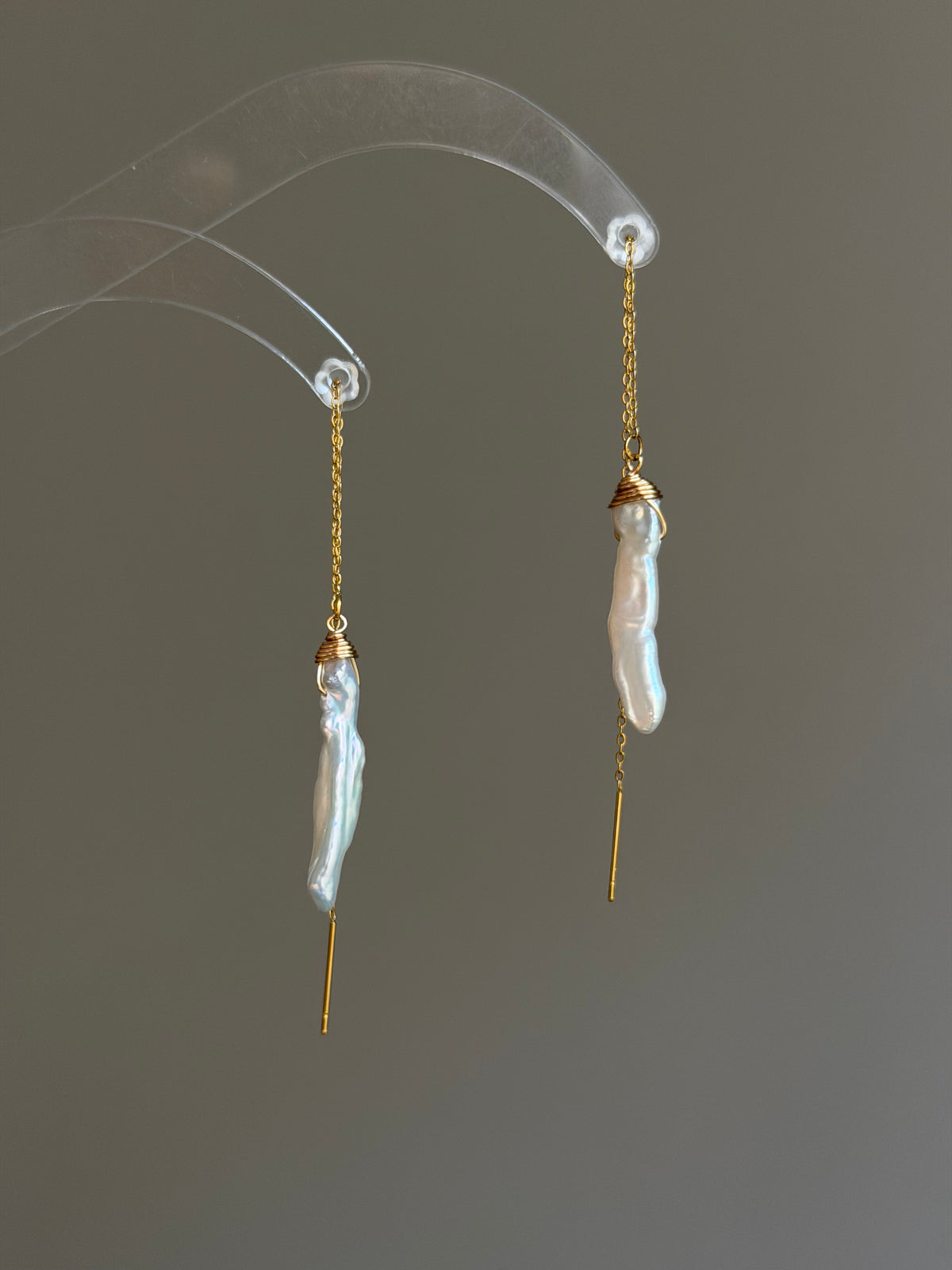 Raine Aurora | Biwa Pearl Threader Earrings