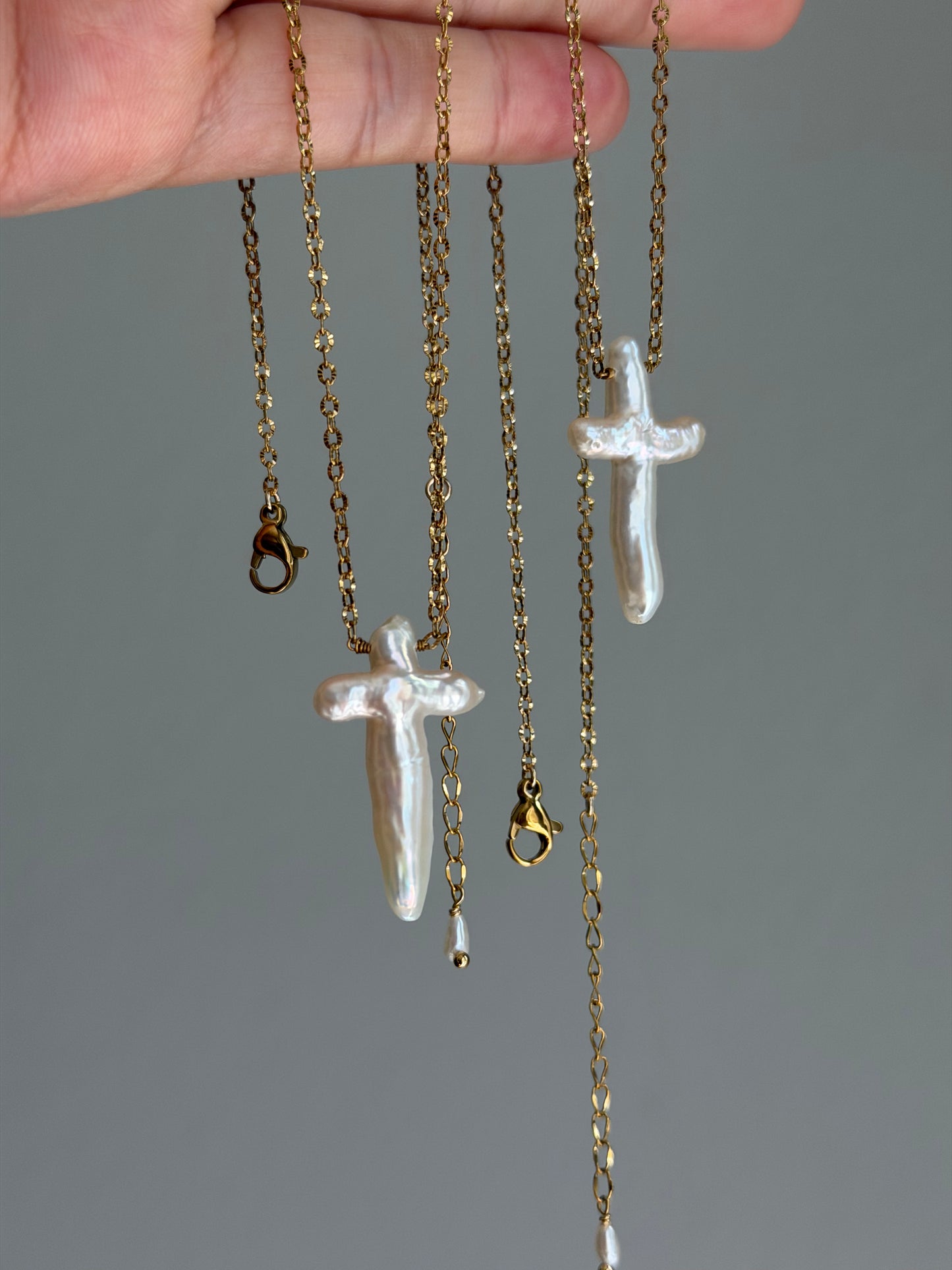 Natural Baroque Cross Pearl Pendant Necklace Elegant Gold Jewelry