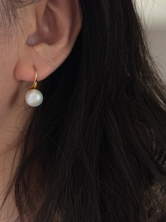Jumbo Freshwater pearls  High heel dangle Timeless earring christmas gift for her  anniversary gift statement earring