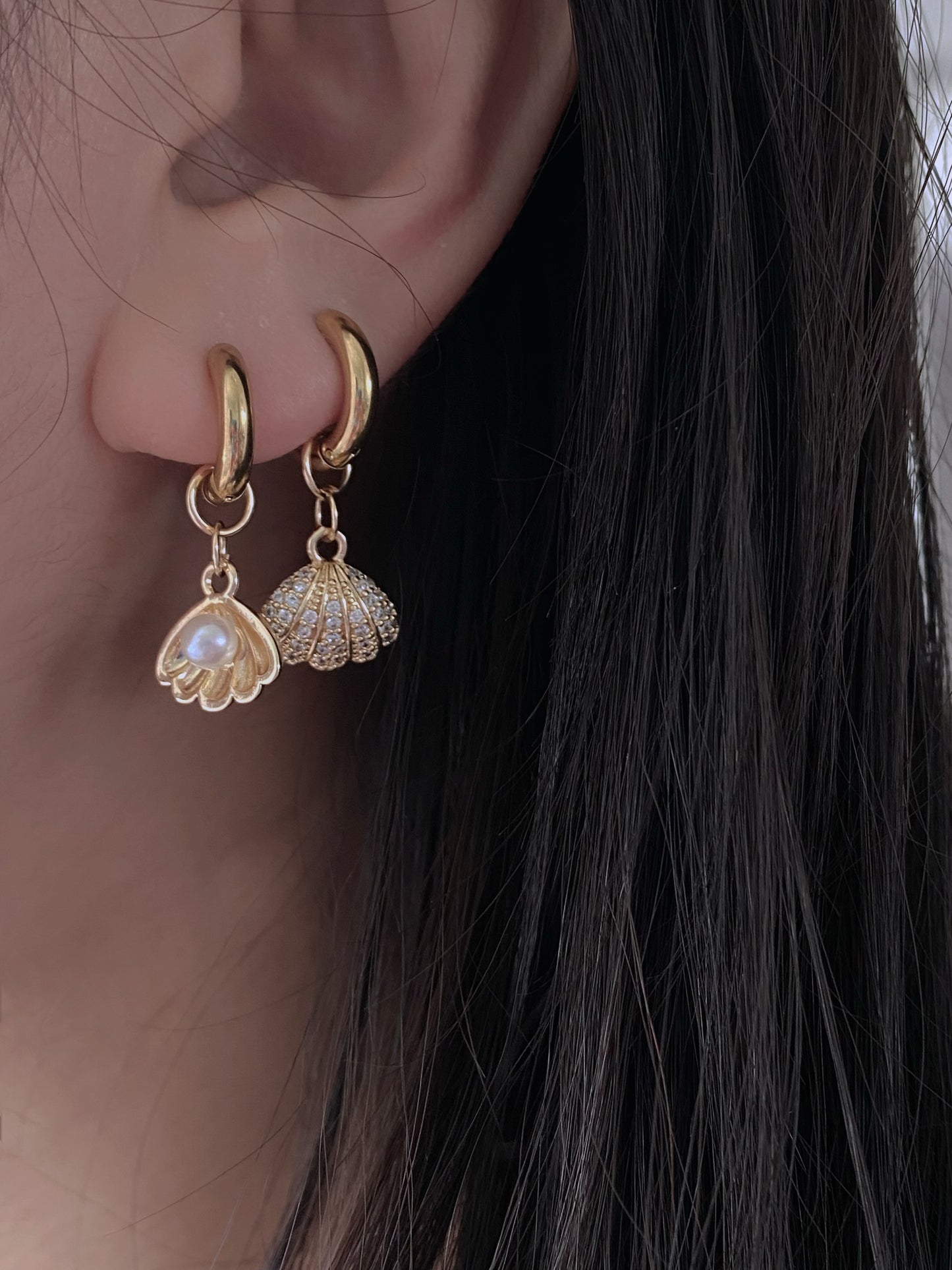 starfish shell Akoya earrings, mismatched earrings, zircon earrings, asymmetrical earrings,  pearl pendant, elegant Dainty gift for her