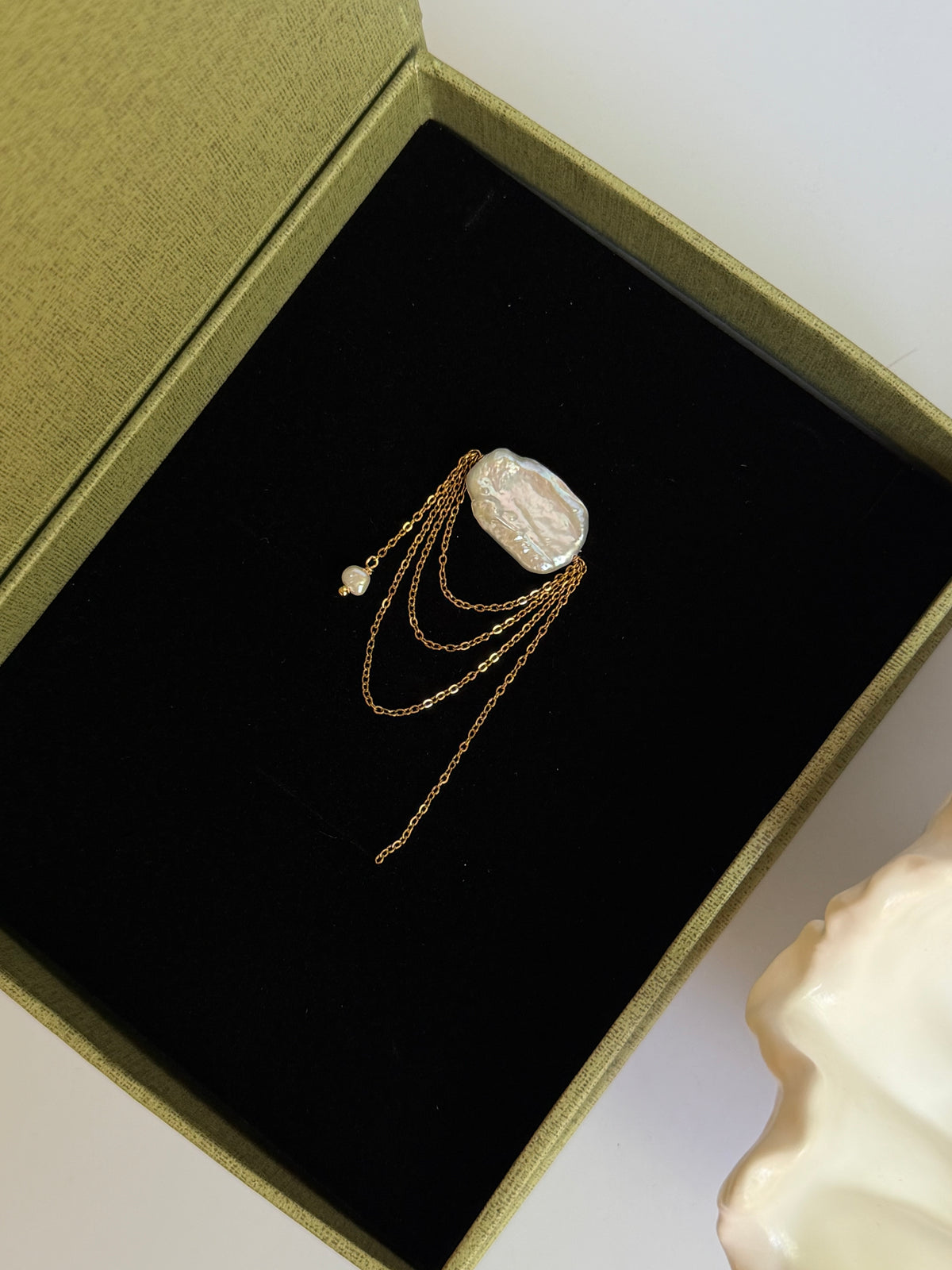 Aurelia Draped Pearl Brooch