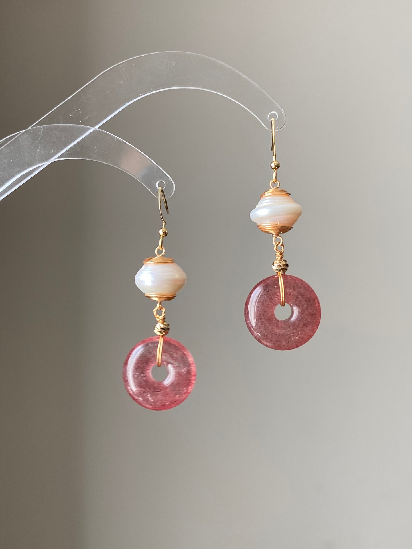 Handmade Vintage Strawberry Quartz Baroque Pearl Earrings 14K Gold Wire Wrapped Dangle Elegant Daily Earrings Bridesmaid Gift for her