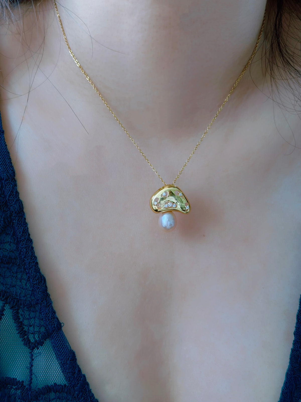FORÊT HALLUCINÉE Mushroom Pearl Necklace