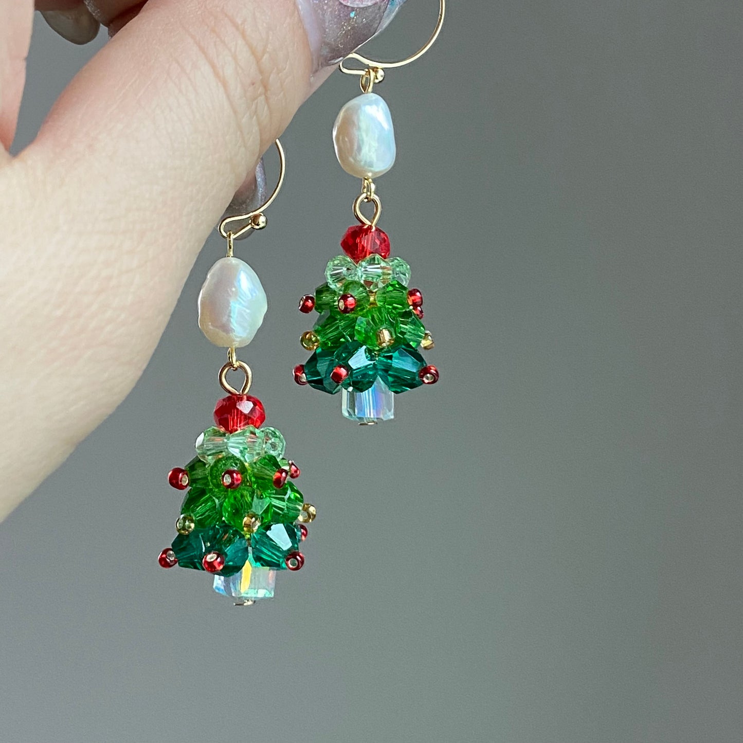 Christmas Tree Earrings & Necklace Set, Festive Beaded Jewelry, Holiday Gift, Baroque Pearl Charm, Christmas Jewelry for Women