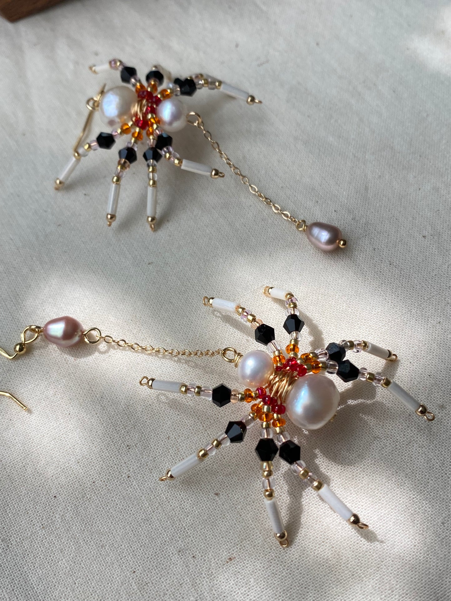 Limited edition Halloween Statement  Freshwater Pearl Spider Earrings Handmade Baroque Pearl Spider Dangle Gothic Asymmetrical Earrings