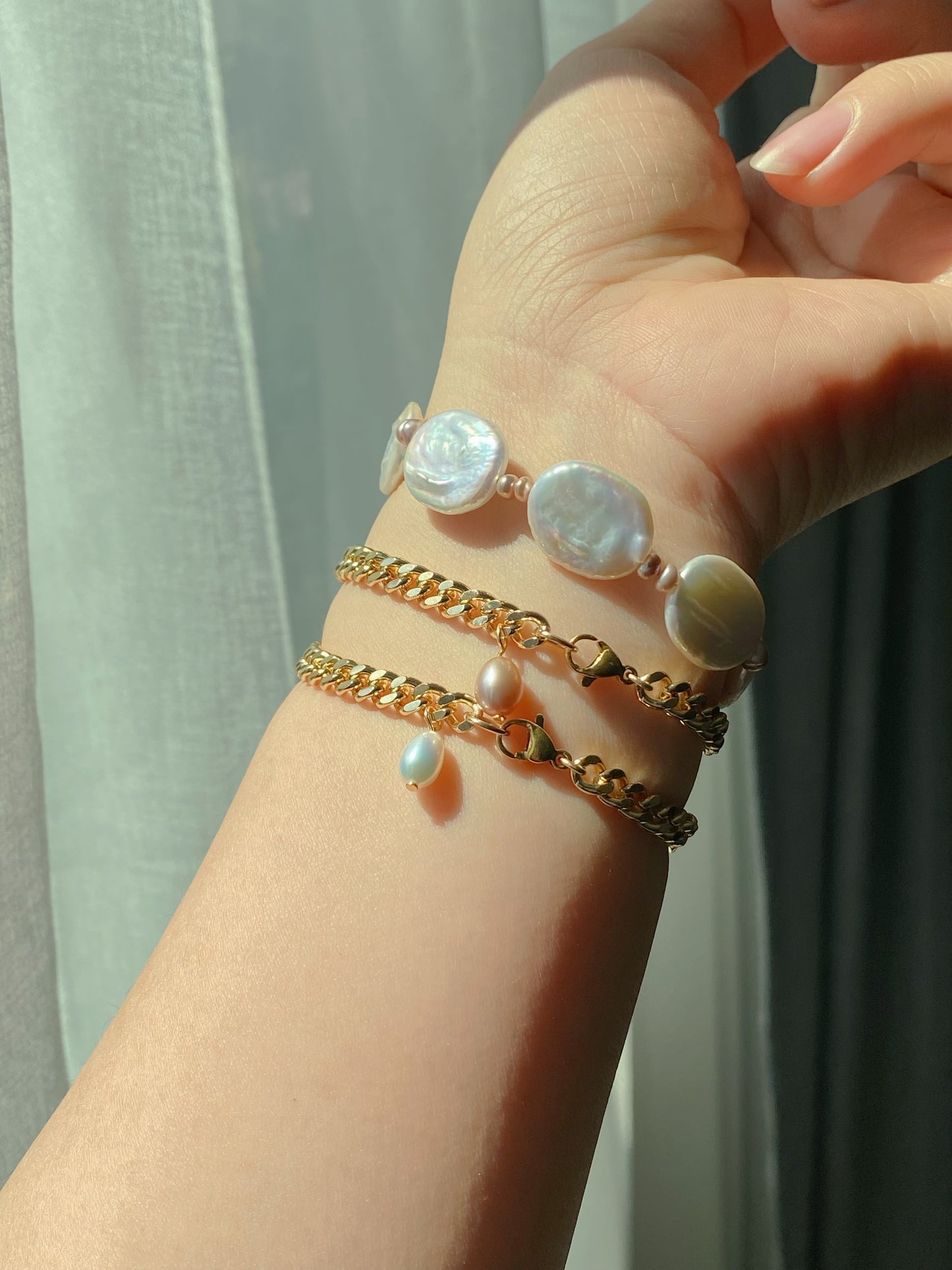 Baroque Pearl Bracelet | Chunky Gold Chain