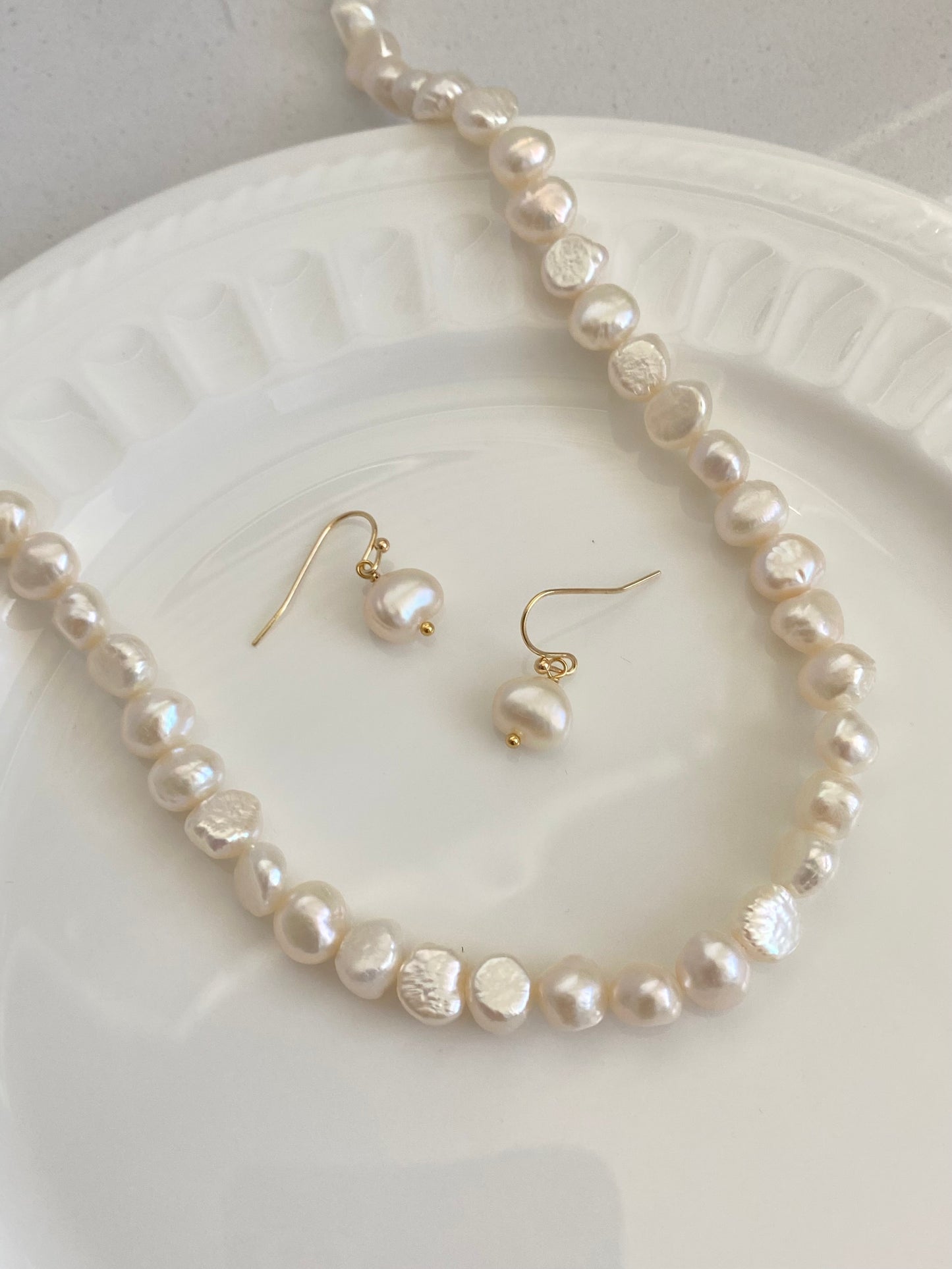 First Impression  Minimalist Freshwater Pearl Dainty Necklace Baroque Pearl Layering Necklace Bridesmaid Gift Birthday Gift for Her