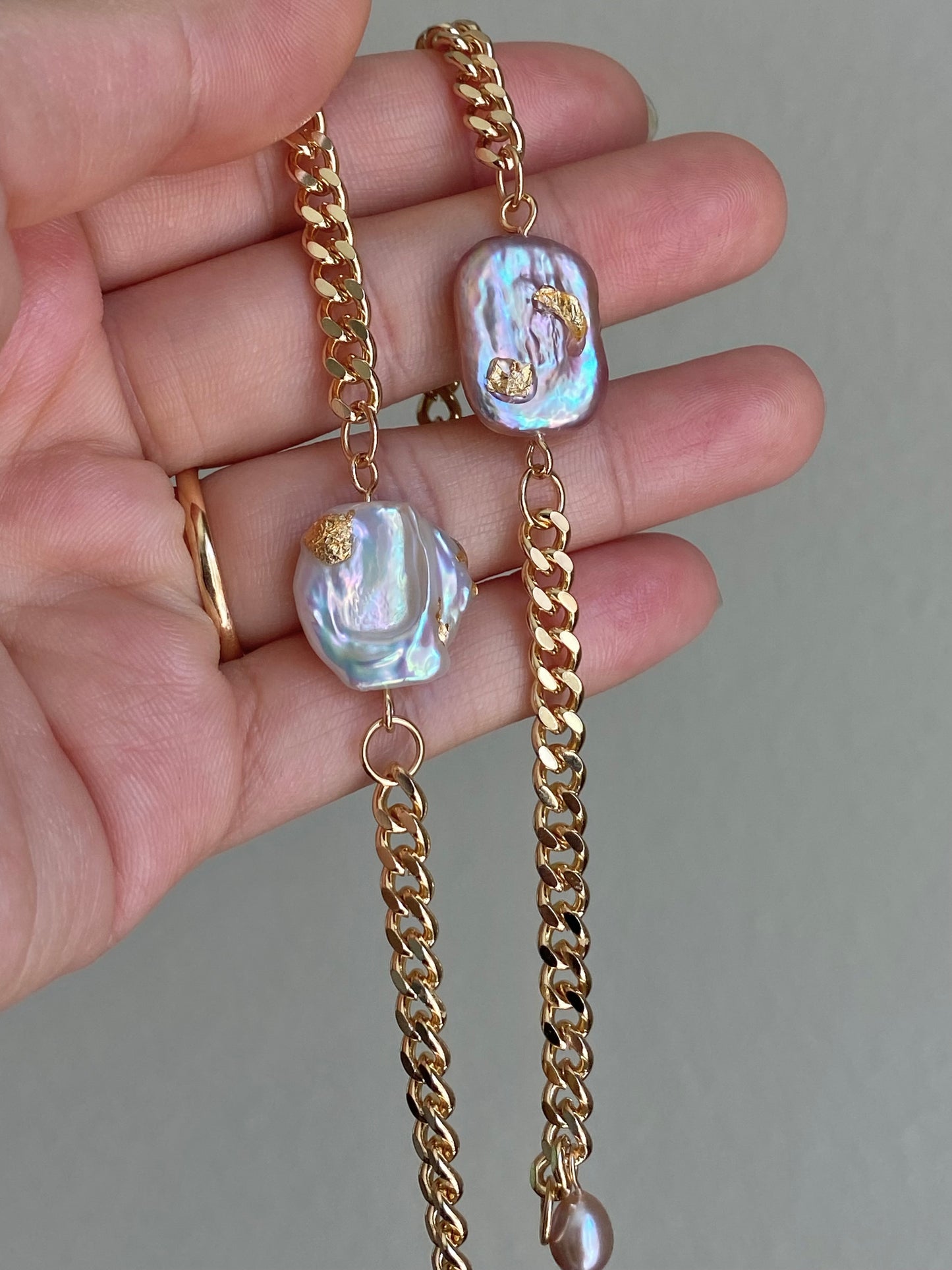 Baroque Pearl Bracelet | Chunky Gold Chain