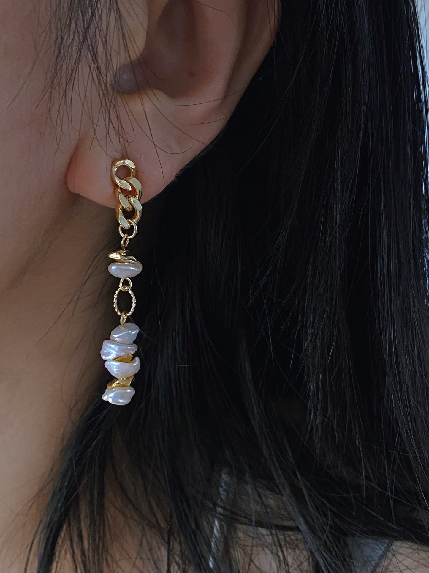 Petal Pearl Statement Earrings – Asymmetrical Baroque Design