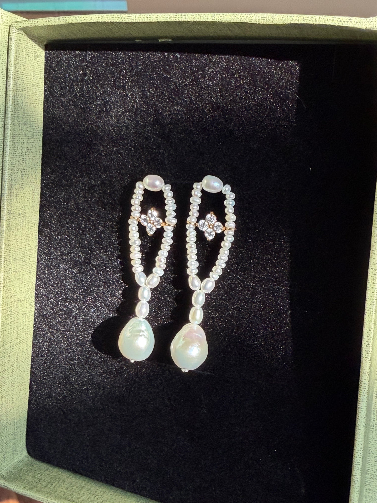 Odette Lucky Clover Pearl Earrings