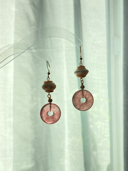 Handmade Vintage Strawberry Quartz Baroque Pearl Earrings 14K Gold Wire Wrapped Dangle Elegant Daily Earrings Bridesmaid Gift for her