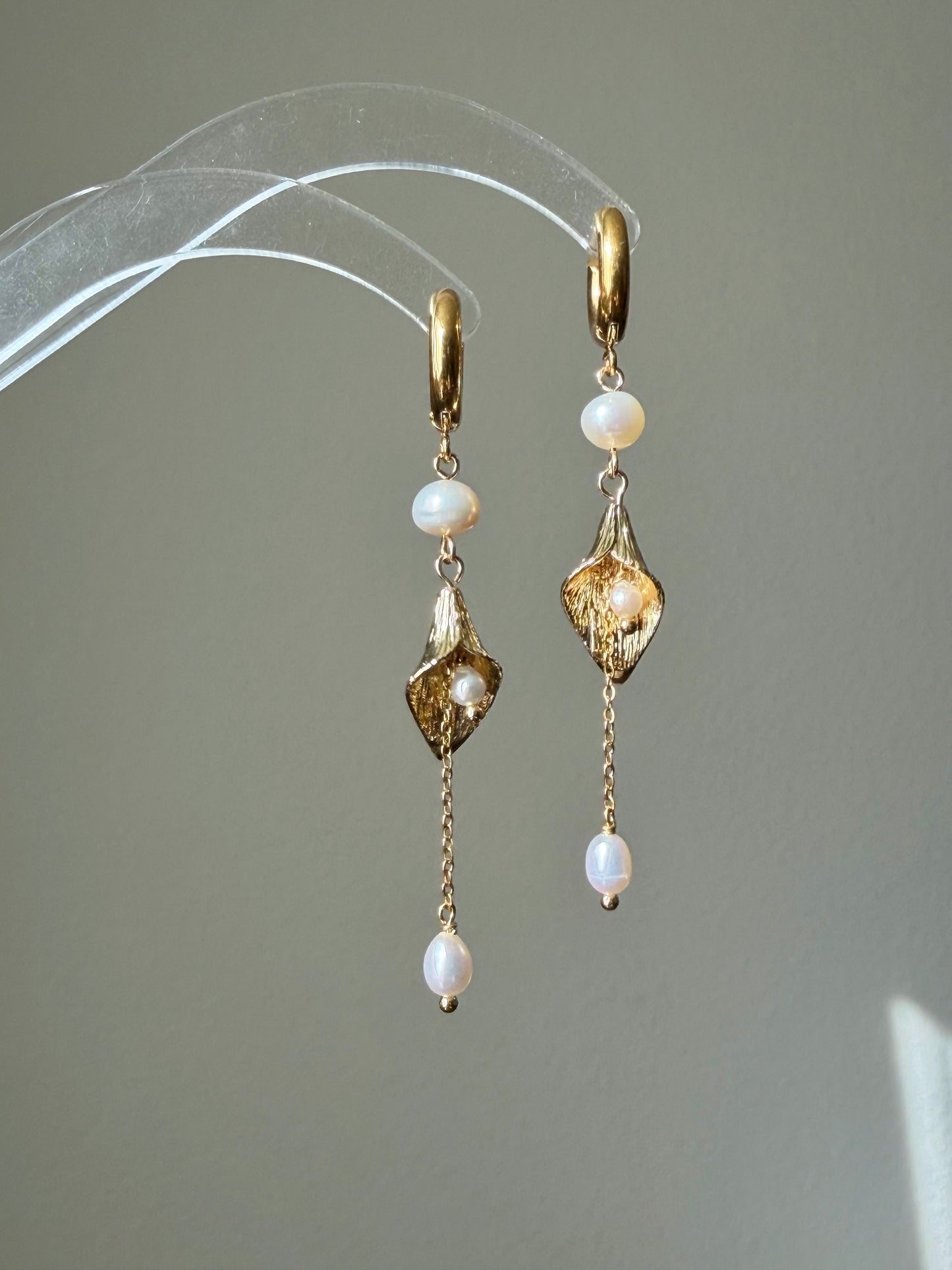 Gold Floral Calla Lily Pearl Tassel Dangle  Earrings  Wedding Bridal Jewelry  Elegant Statement Gift