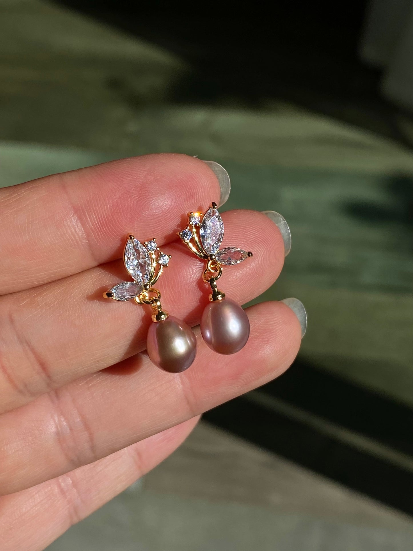 Handmade Dainty Pearl Gold Butterfly Freshwater Pearl Drop Stud Earrings, Bridal Jewelry, Elegant Pearl Earring Gift, Zircon Pearl Earrings