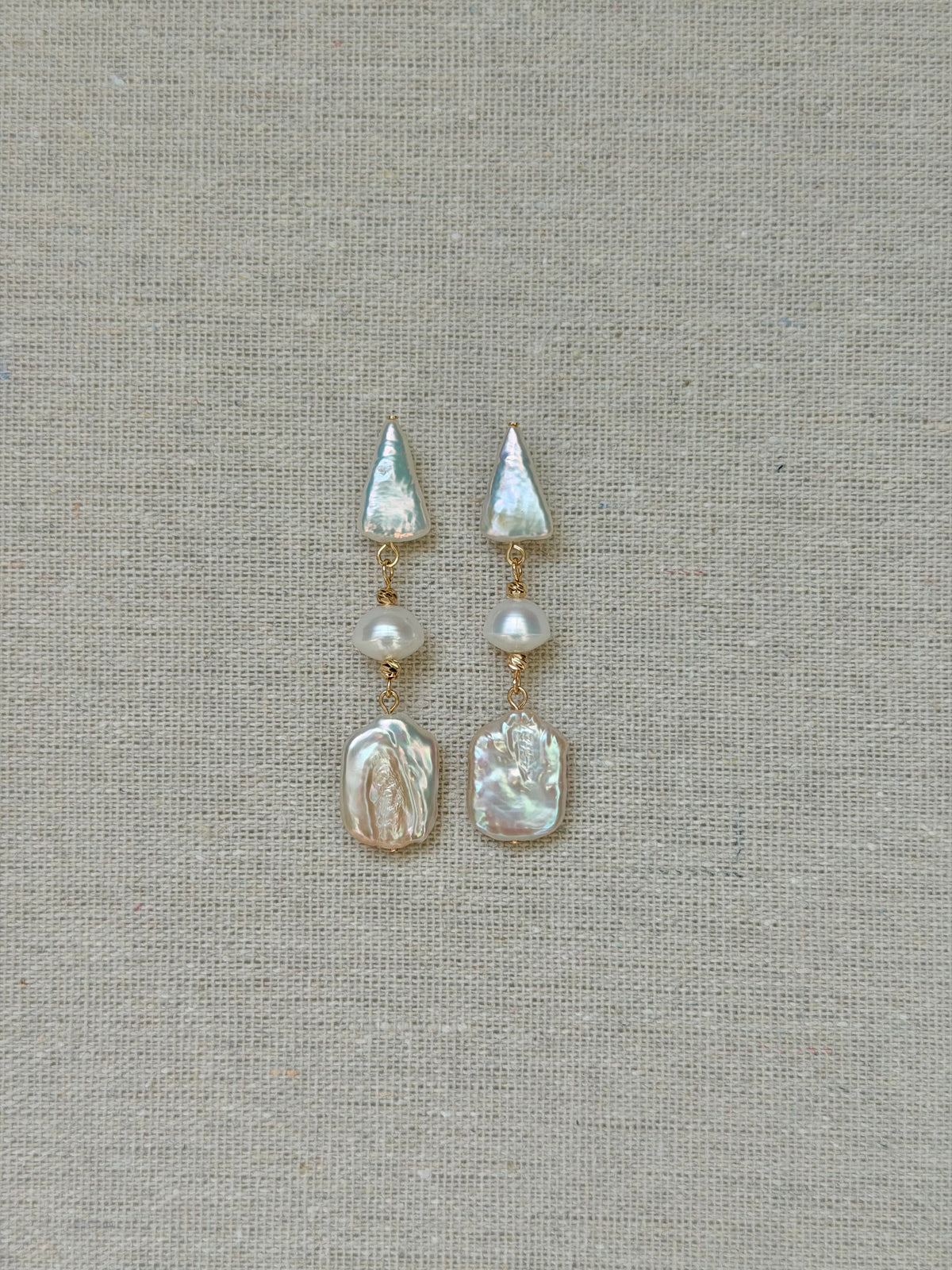 ÉLANE Baroque Pearl Drop Earrings | Long Freshwater Pearl Earrings