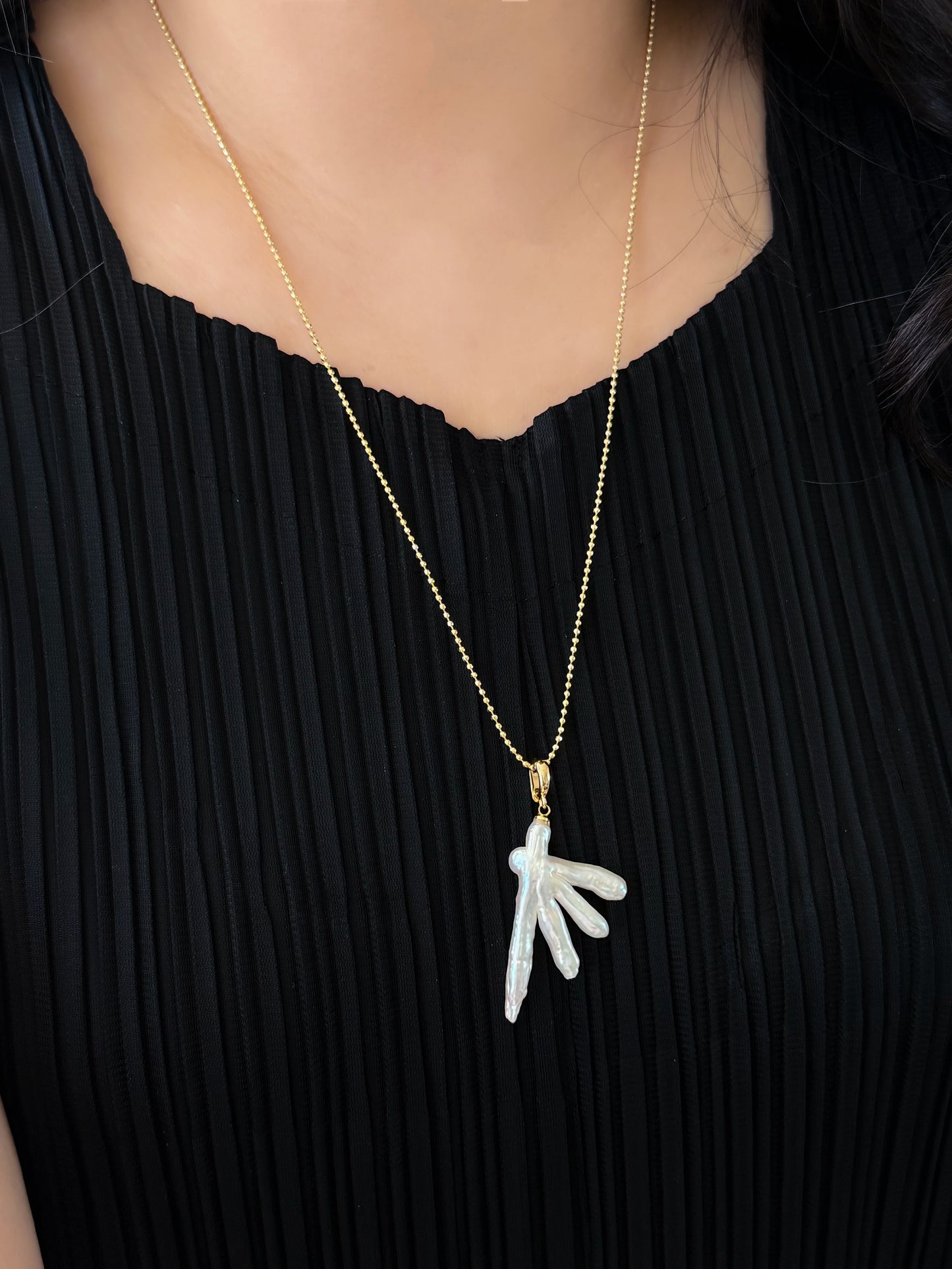 Fairycore Fallen Angel Wing Pearl Necklace