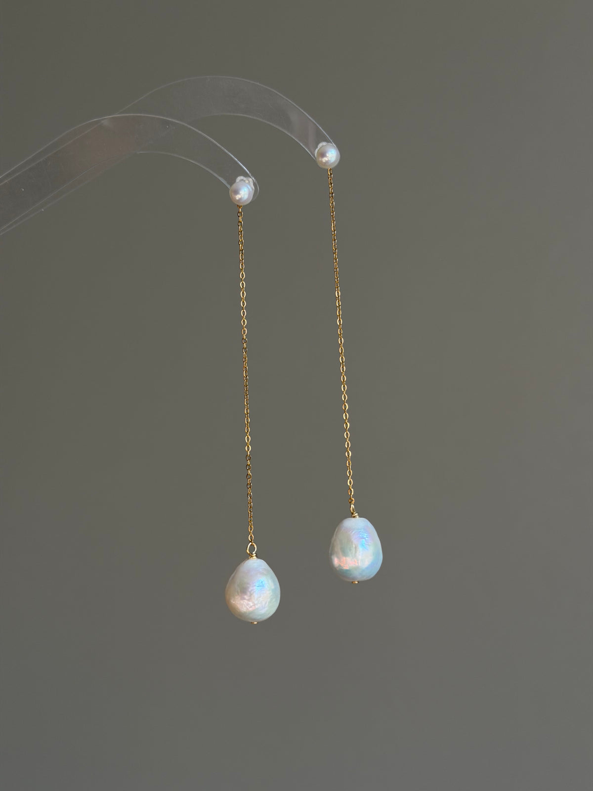 Gravity Drop Convertible Baroque Pearl Earrings
