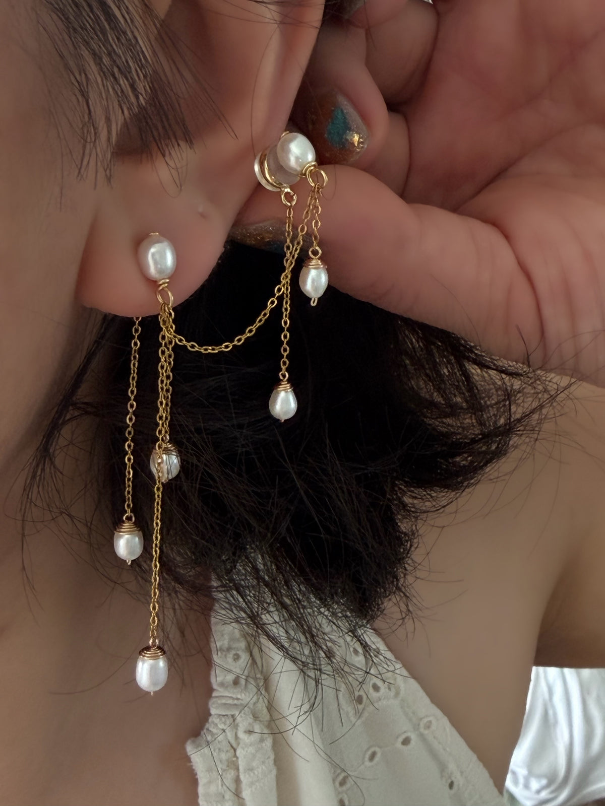 Double Piercing Bridal Pearl Earrings | ÉLANE