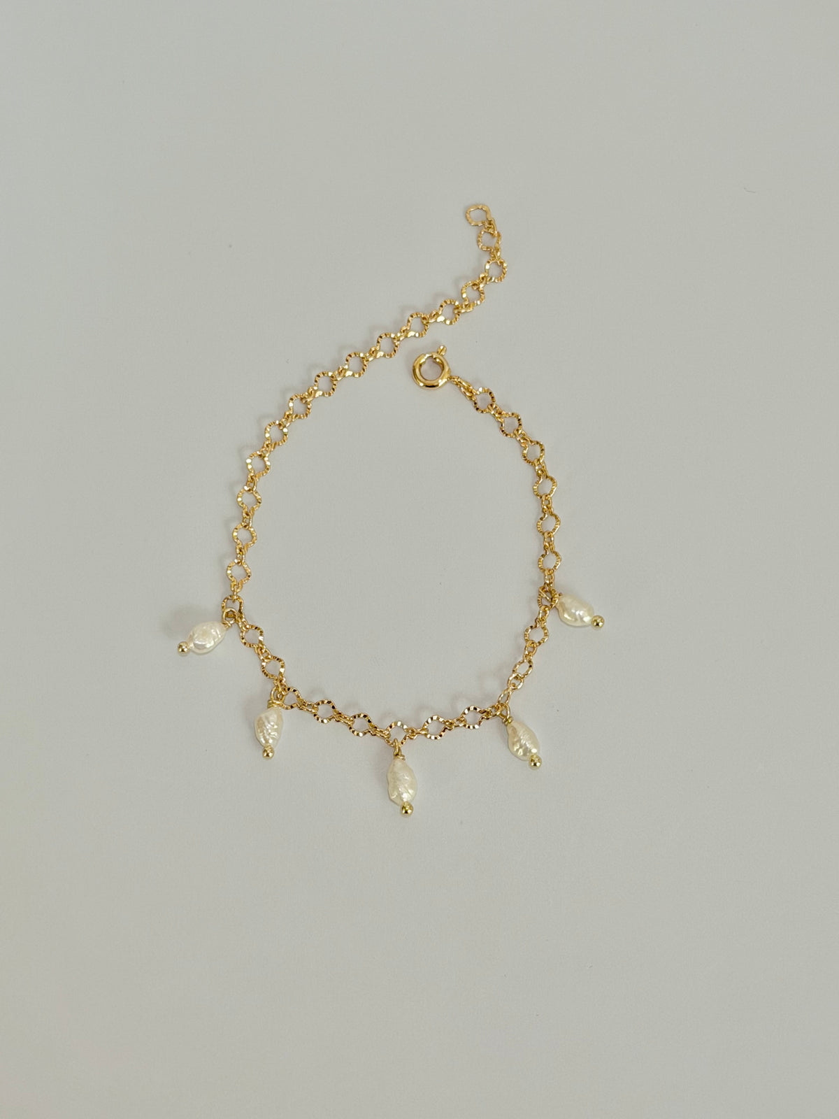 Dainty Keshi Pearl Charm Bracelet | 14K Gold Filled Lace Chain