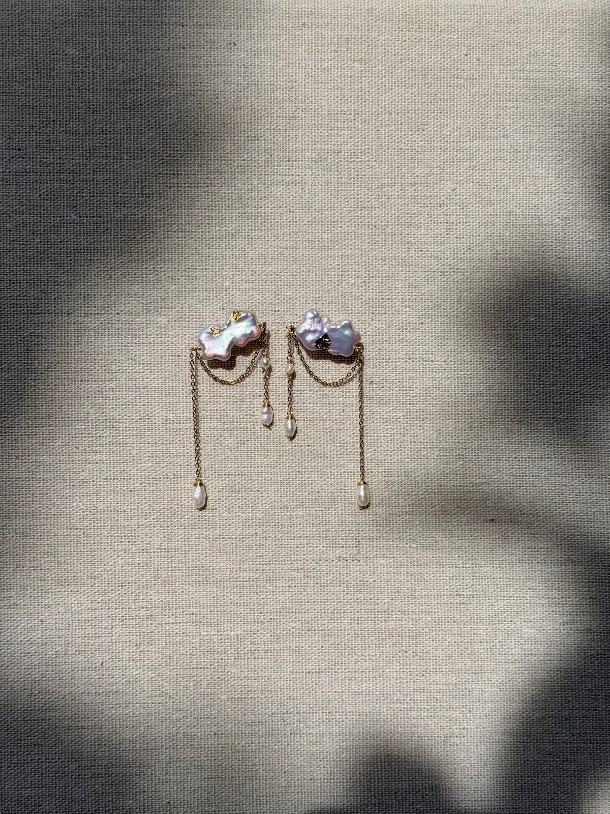 Wishing Star · Vœu Filant — Falling Star Baroque Pearl Earrings