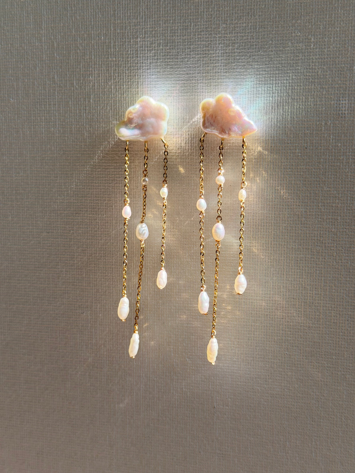 Lola Cloud & Raindrop baroque pearl dangle earring