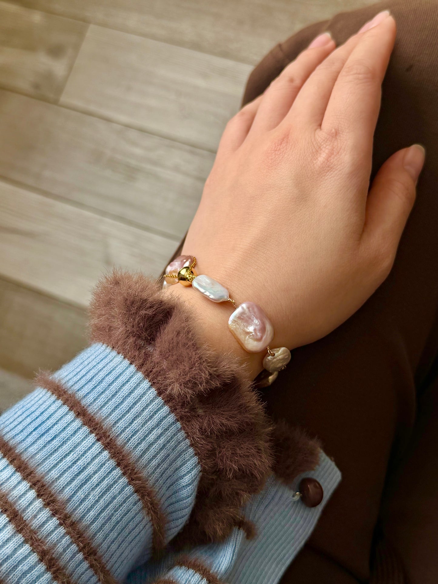 Baroque Pearl Magnetic Clasp Bracelet with Safety Chain – Natural Iridescent Freshwater Pearls, Gold Filled, Handmade Elegant Gift for Her