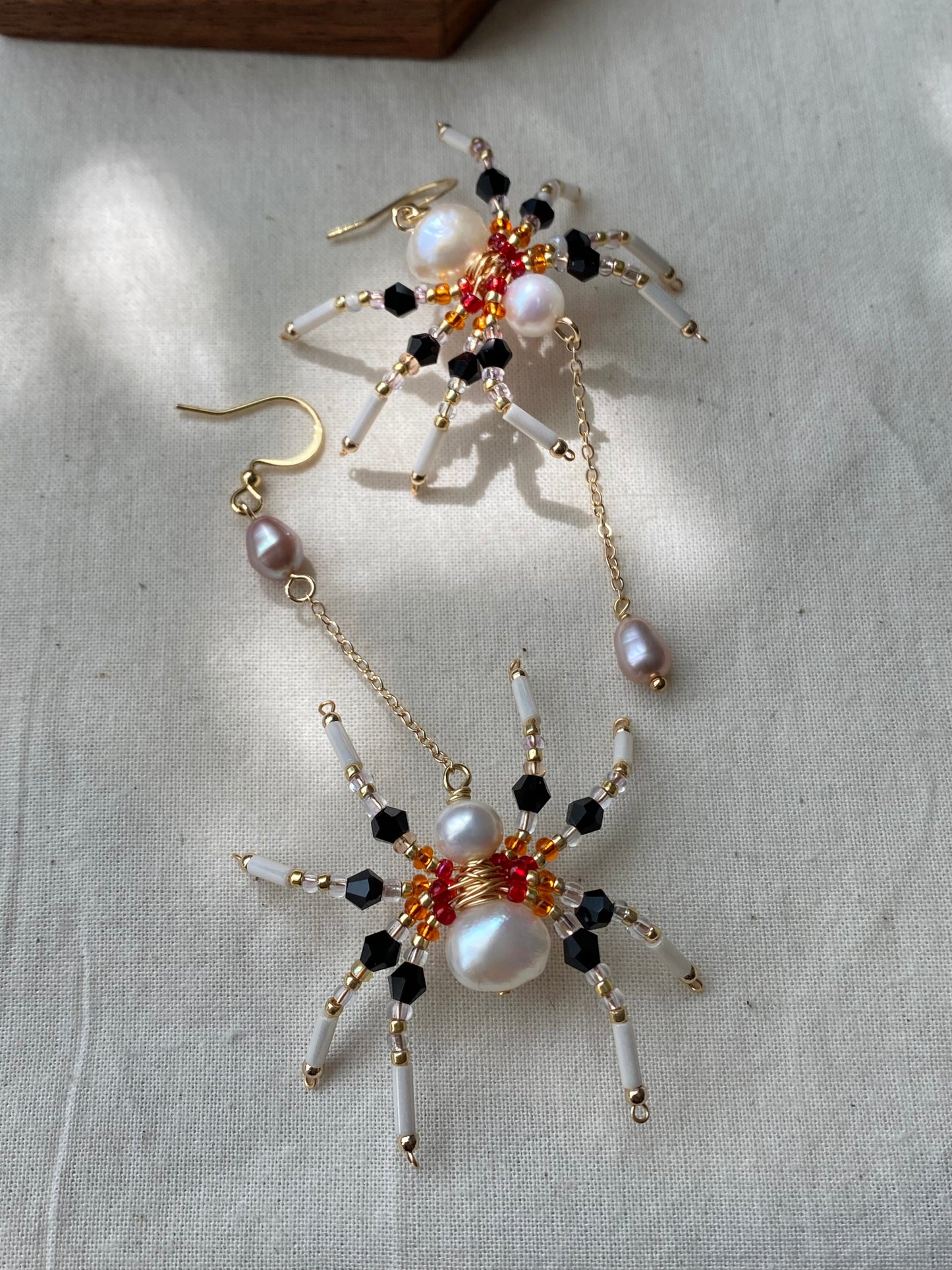 Limited edition Halloween Statement  Freshwater Pearl Spider Earrings Handmade Baroque Pearl Spider Dangle Gothic Asymmetrical Earrings