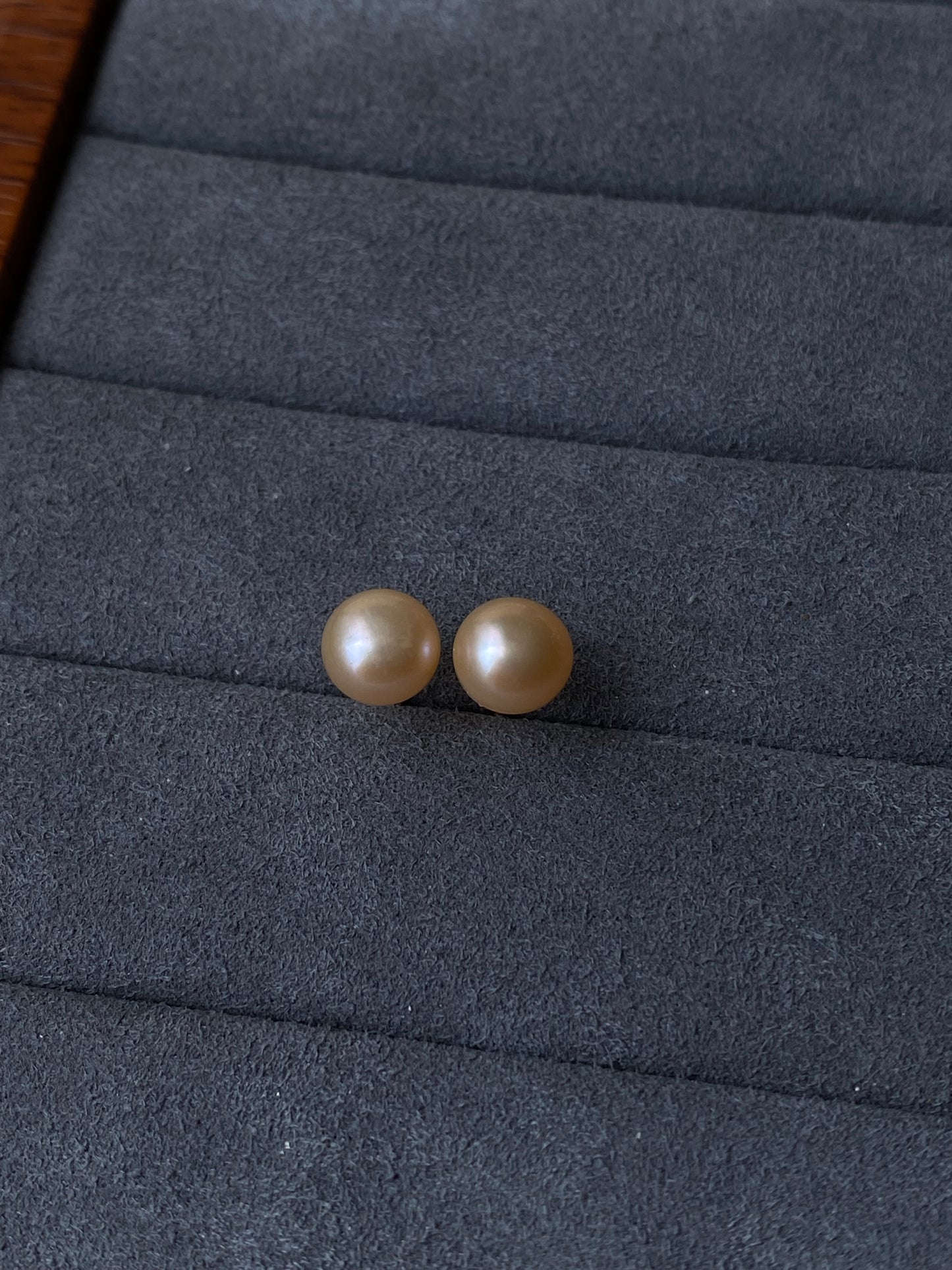 Classic Freshwater Pearl Stud Earrings – Minimalist Everyday Jewelry