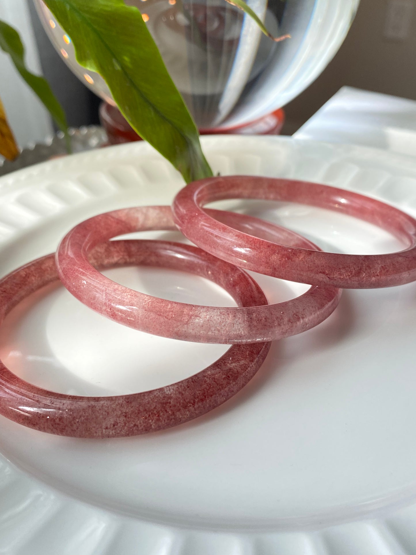 Strawberry Quartz Bangle Bracelet - Natural Healing Energy & Unique Fashion Accessory | Enhance Love and Emotional Connection