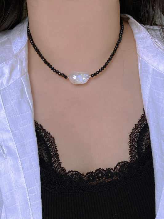 sparkling Black Spinel  Baroque Pearl Necklace Freshwater Pearl Statement Pearl Jewelry Gift for Her