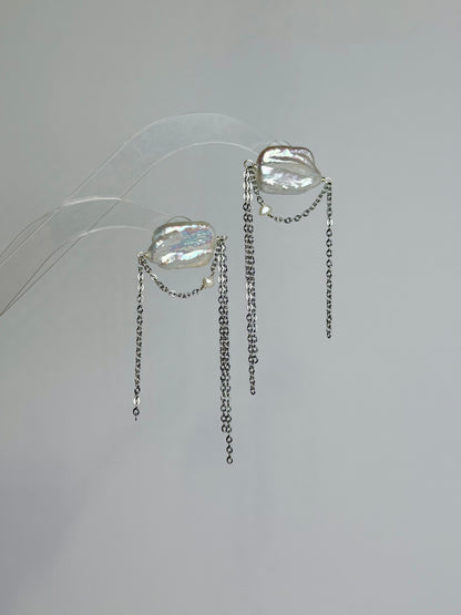 ASTRAEA Baroque Rectangle Pearl Tassel Earrings