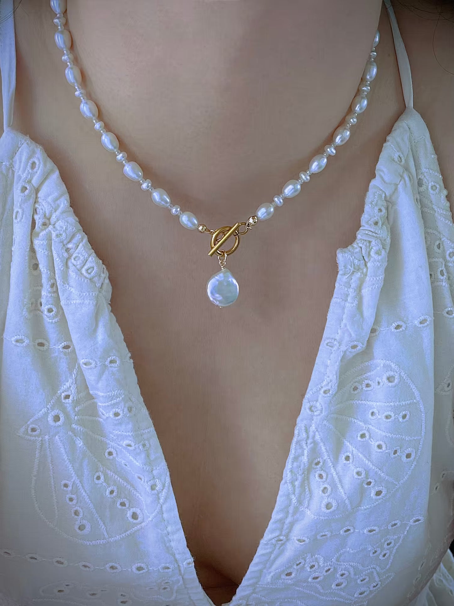 Handmade Baroque Pearl Pendant Necklace with Toggle Clasp for Women