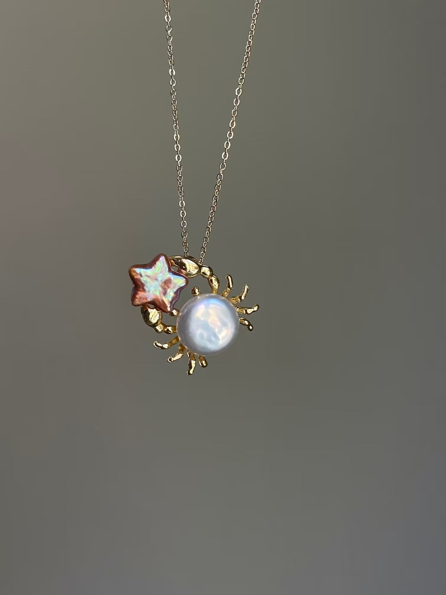 Celestial Crab Pearl Pendant Necklace - Cancer Zodiac Sign Jewelry, Heart & Star Baroque Pearl Charm for Her