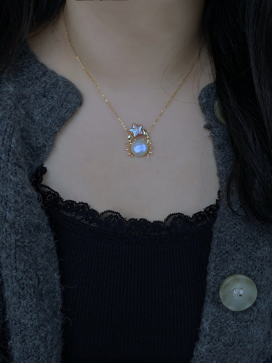Celestial Crab Pearl Pendant Necklace - Cancer Zodiac Sign Jewelry, Heart & Star Baroque Pearl Charm for Her