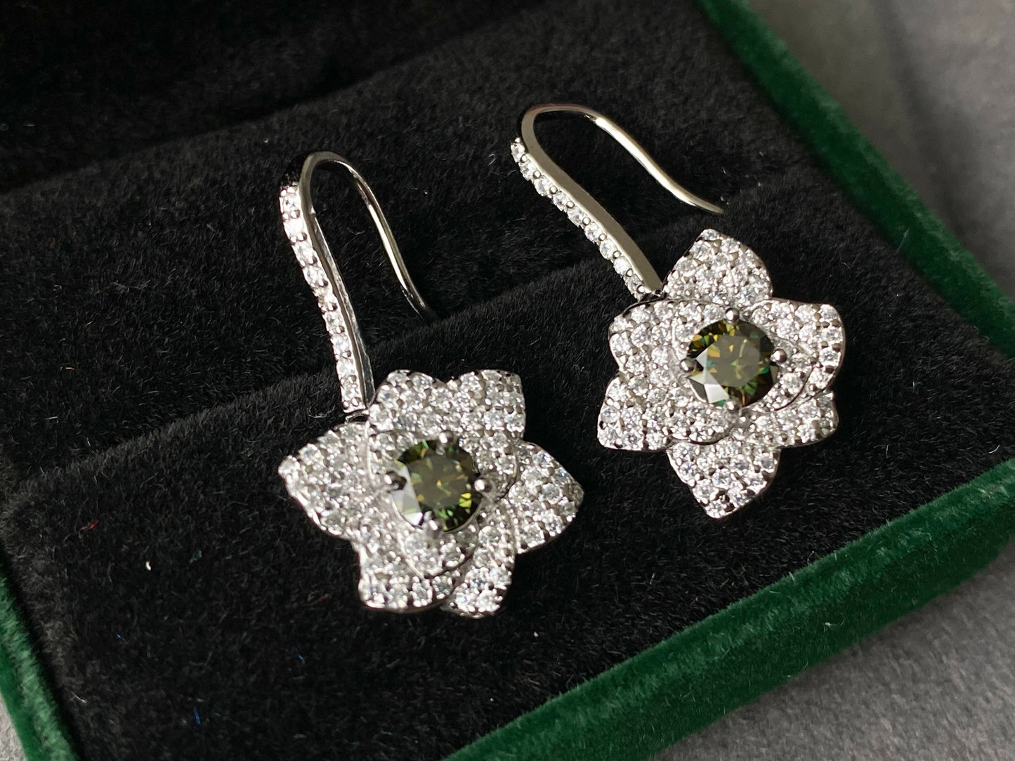 Gorgeous  Flower Floral Drop Dangle Dark Green Moissanite Sterling silver earring 0.5CT