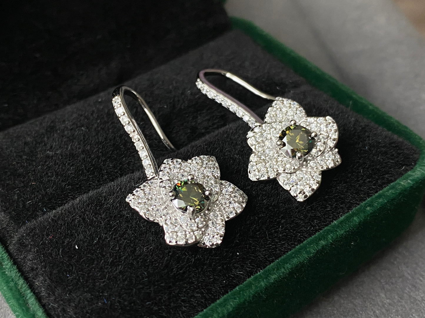 Gorgeous  Flower Floral Drop Dangle Dark Green Moissanite Sterling silver earring 0.5CT
