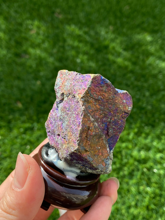 Electroplated Stone Rainbow Color Mermaid Rock Points
