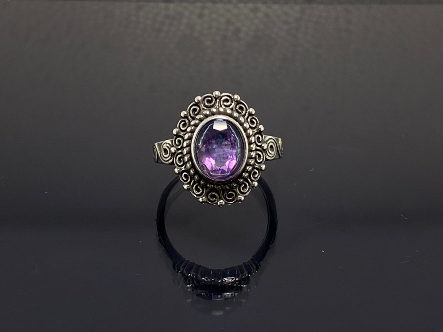 AAA grade Amethyst sterling silver vintage ring