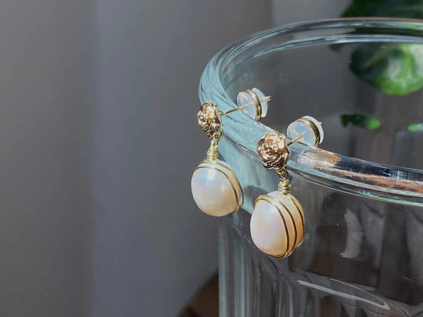 14k gold rose pearl drop earring