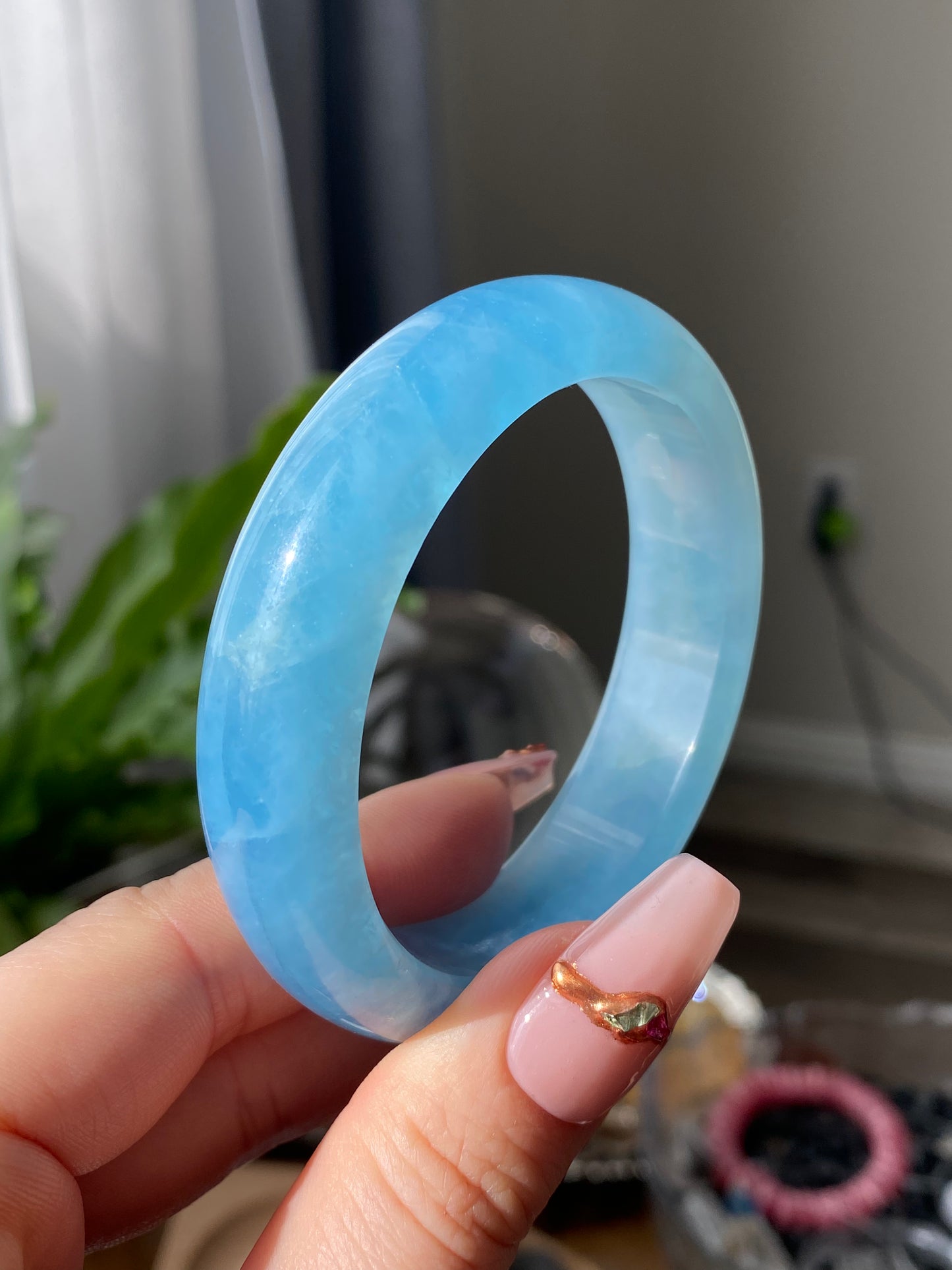 AAAAAA Grade Clear Blue sky cloud Surround Natural Aquamarine Bangle Gemstone Bracelet  56.8mm BA8354