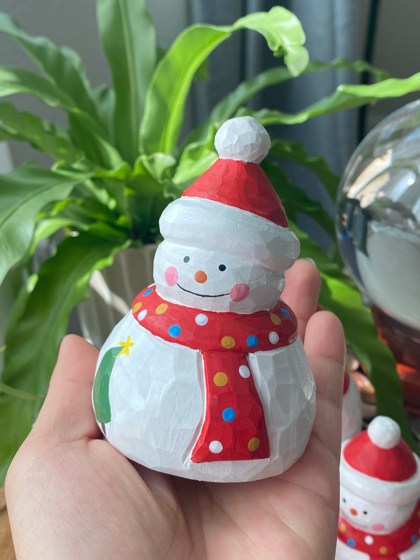 Hand Sculpture Basswood painting Faceted happy smiling Snowma home dectoration ornament