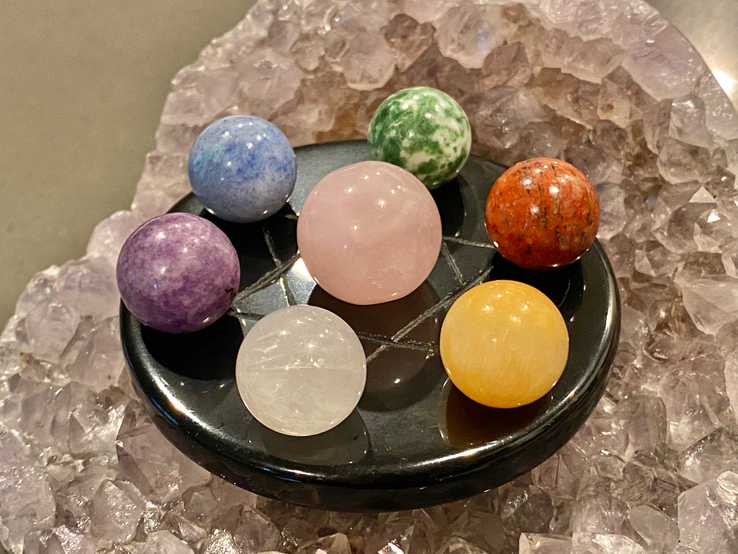 Natural Gemstone 7 Chakra Stones Healing Set with Obsidian Star of David Plate meditation Ornament Decoration